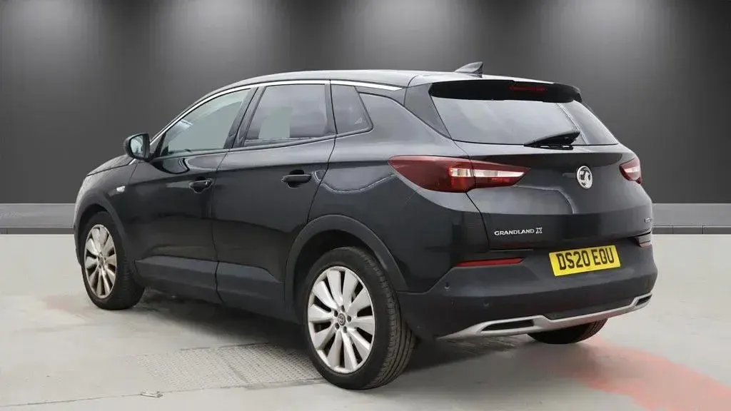 Used Vauxhall Grandland X Elite 130 HP (95 kW) 2020 Black SUV