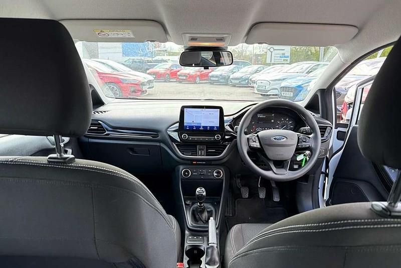 Used Ford Fiesta Trend 99 HP (72 kW) 2022 White Hatchback