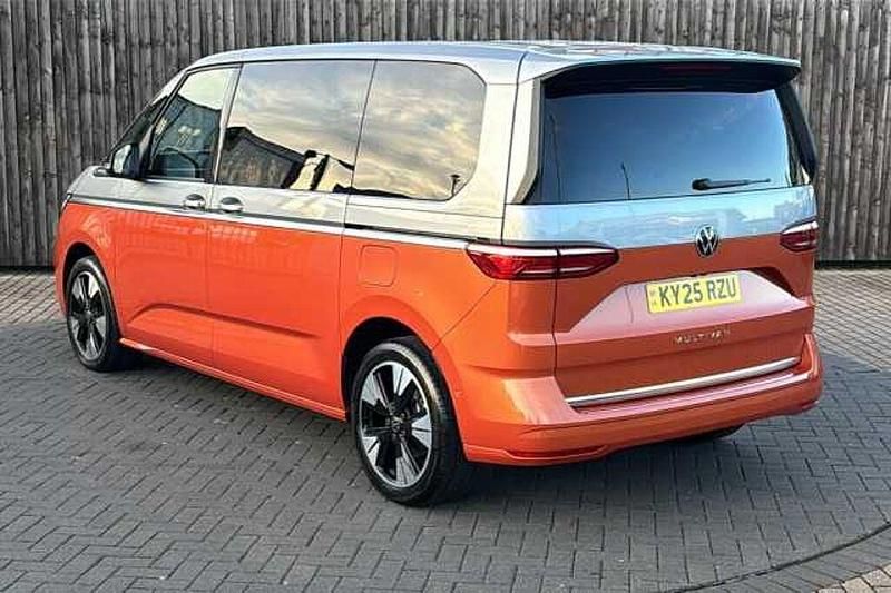 Used VW Multivan Style 150 HP (110 kW) 2025 Silver MPV