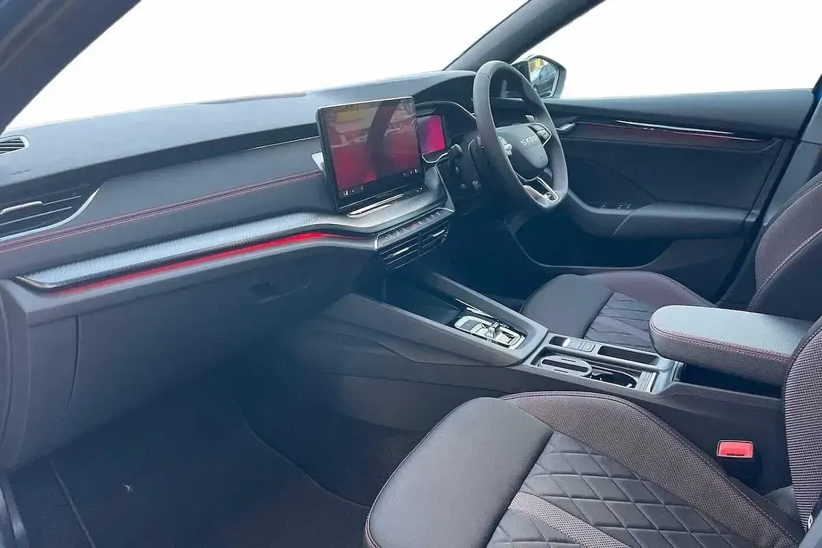 Gebraucht Skoda Octavia vRS 265 PS (194 kW) 2026 Blau Kleinwagen