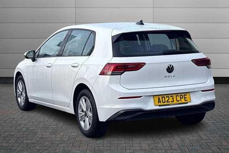 Used VW Golf VIII 130 HP (95 kW) 2023