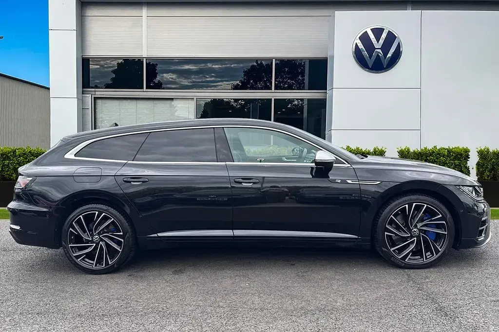 Second-hand VW Arteon R 320 CP (235 kW) 2023 Negru Break