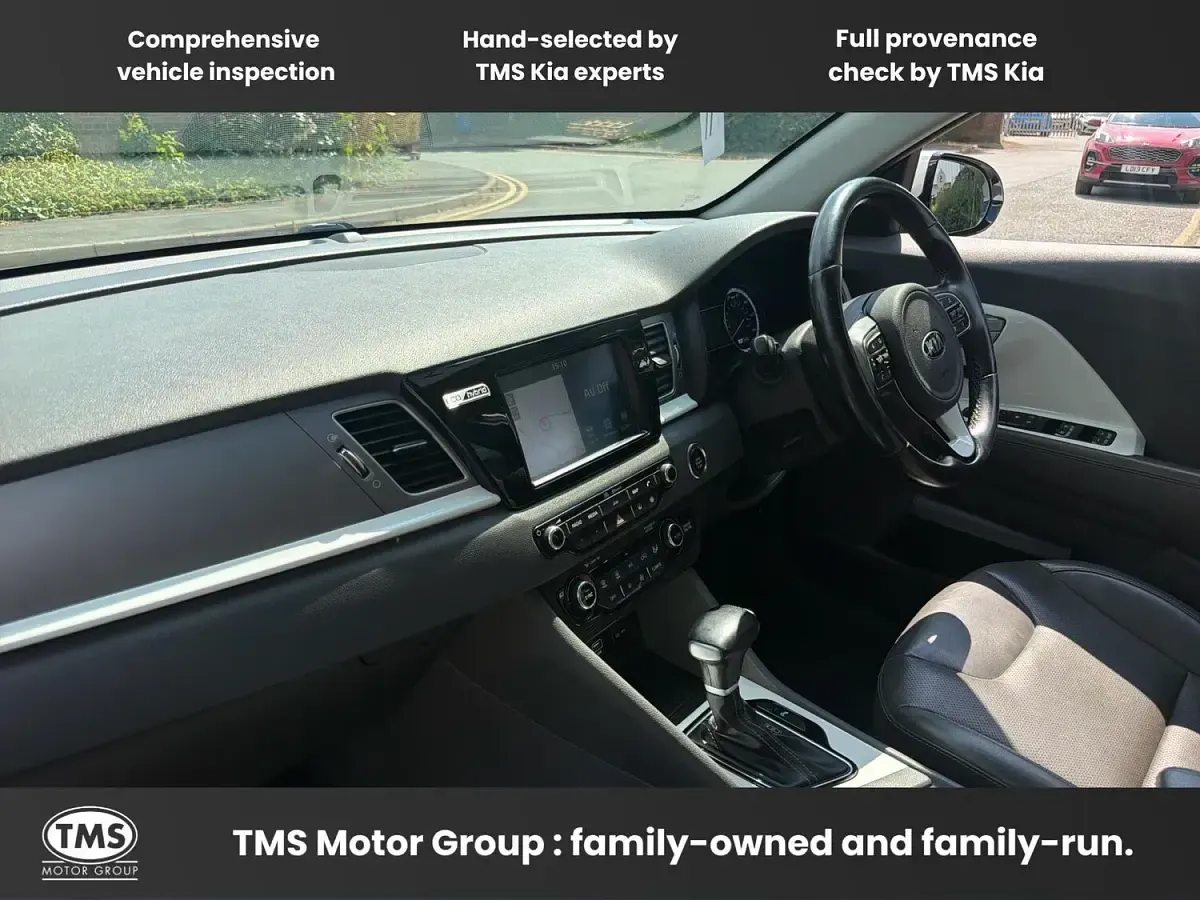 Used Kia Niro First Edition 141 HP (103 kW) 2017 White SUV