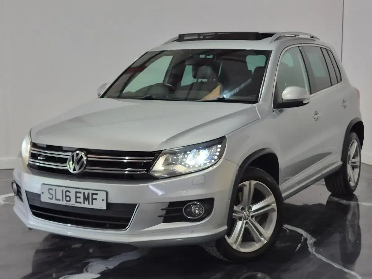 Used VW Tiguan R-line Edition 150 HP (110 kW) 2016 Silver SUV
