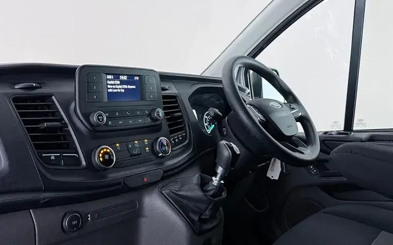 Used Ford Transit Custom 105 HP (77 kW) 2023 Van
