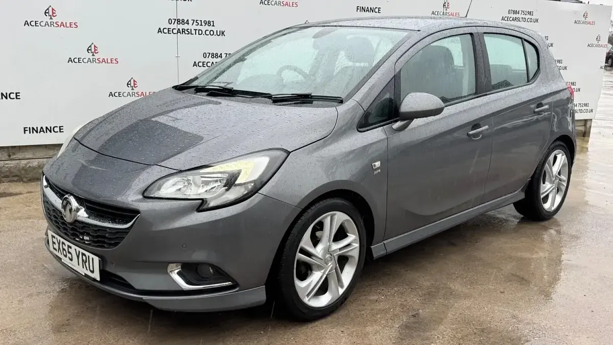 Usado Vauxhall Corsa SRi 2015 Cinzento Citadino