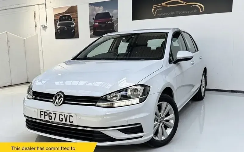 Used VW Golf VII SE 125 HP (91 kW) 2017 Hatchback