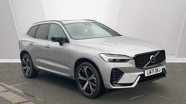 Used Volvo XC60 R-Design 194 HP (142 kW) 2021 SUV