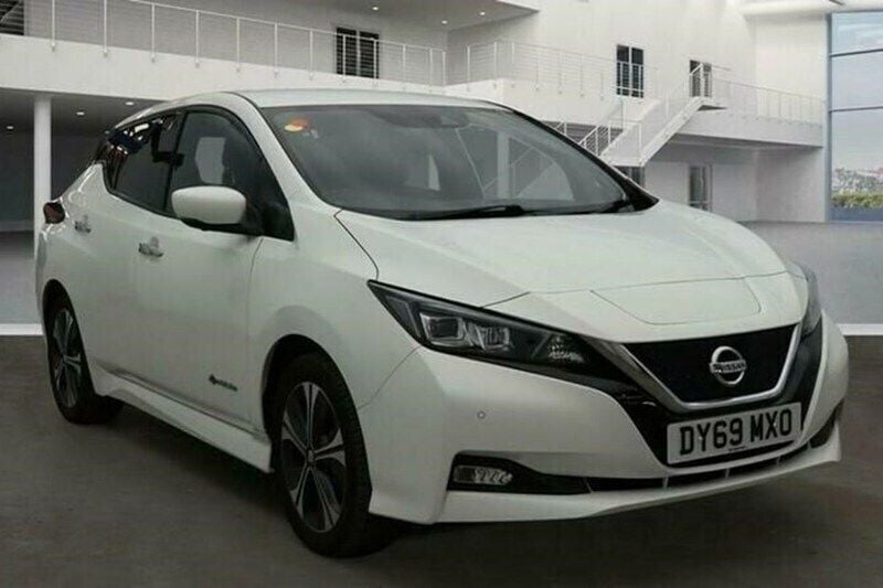 White Used 2019 Nissan Leaf Tekna Hatchback | £7,495 (Good price) - Image 1/1