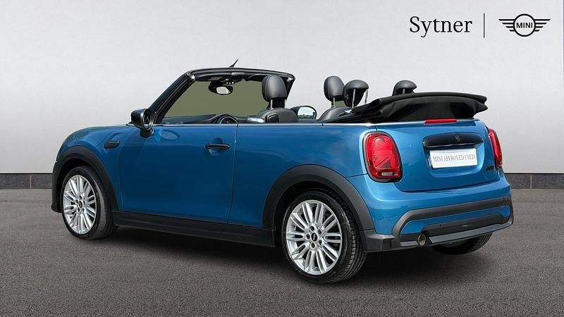Gebraucht Mini Cooper Exclusive 136 PS (100 kW) 2023 Blau Kleinwagen