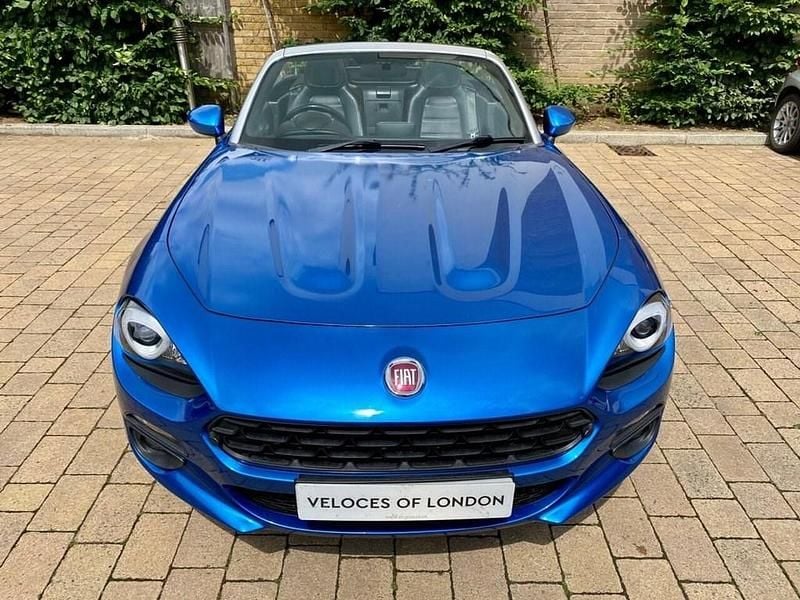 Used Fiat 124 Spider Lusso 2017 Blue Cabriolet