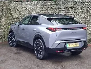 Used Peugeot e-3008 GTi 156 kW (213 HP) 2025 Grey SUV