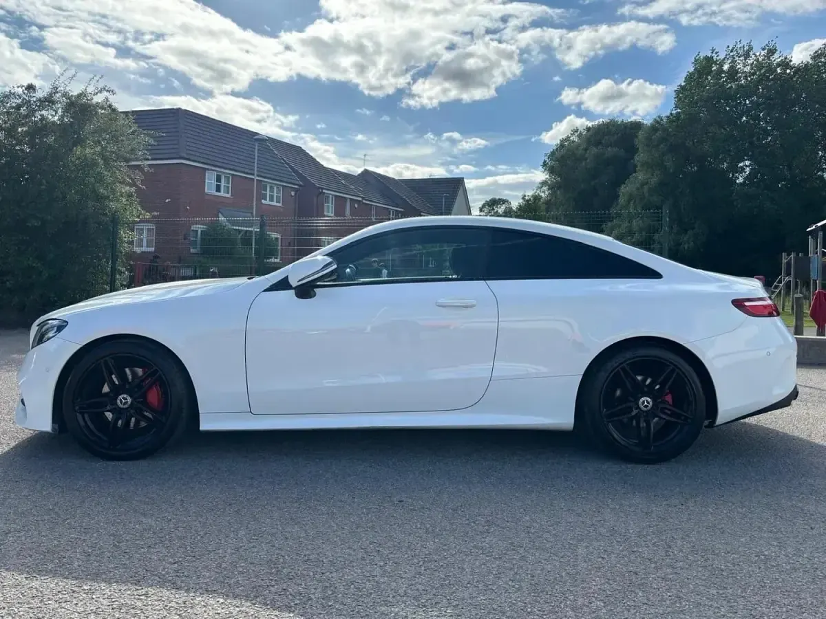 Used Mercedes E220 AMG line 2018 White Coupe