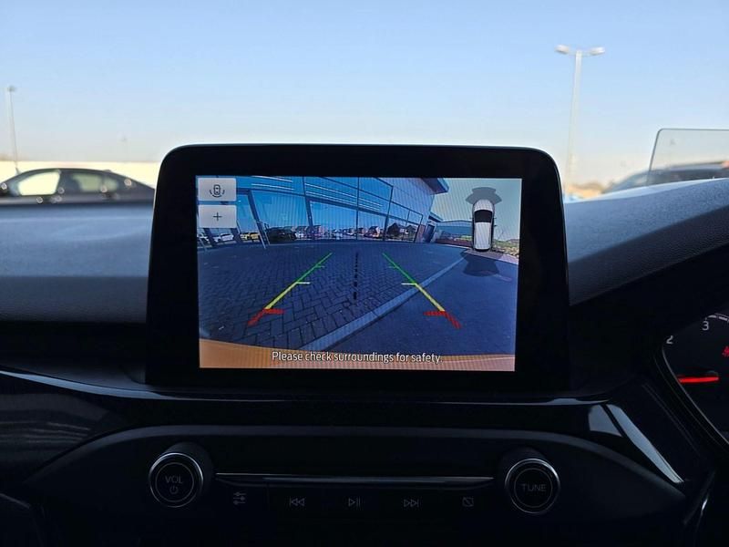 Used Ford Focus ST 190 HP (139 kW) 2020 Orange Estate