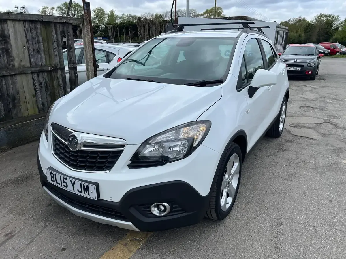 Begagnad Vauxhall Mokka S 140 HK (102 kW) 2015 Vit SUV