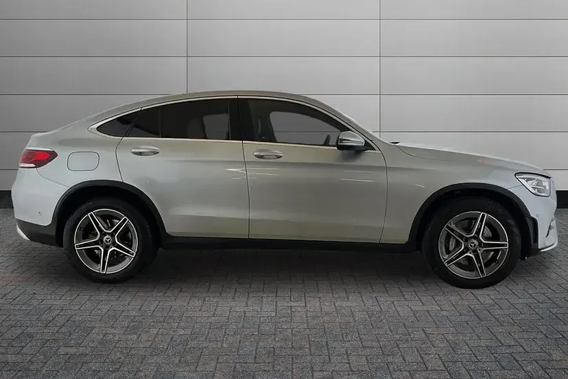Used Mercedes GLC220 AMG line 194 HP (142 kW) 2023 Silver SUV