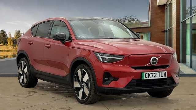 Fusion red Used 2022 Volvo EC40 Ultimate SUV | £24,295 (Fair price) - Image 1/4