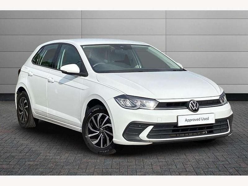Pure white Used 2021 VW Polo Life Hatchback | £15,850 (Fair price) - Image 1/4