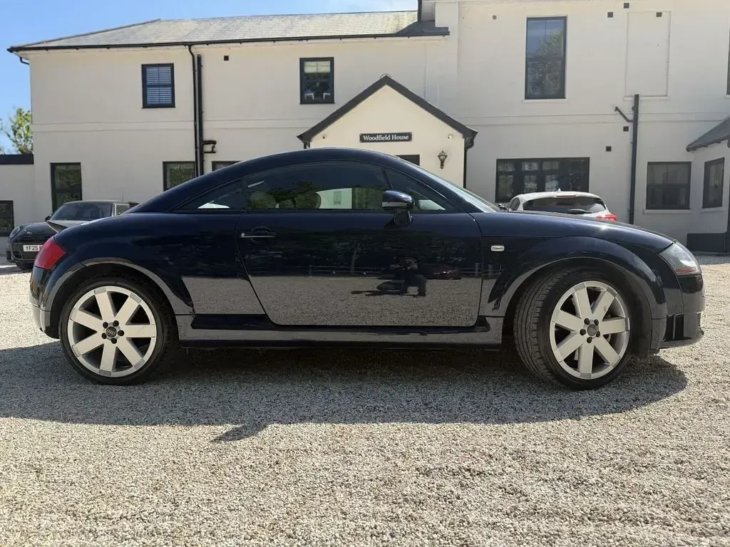 Used Audi TT Premium 247 HP (181 kW) 2004 Blue Coupe
