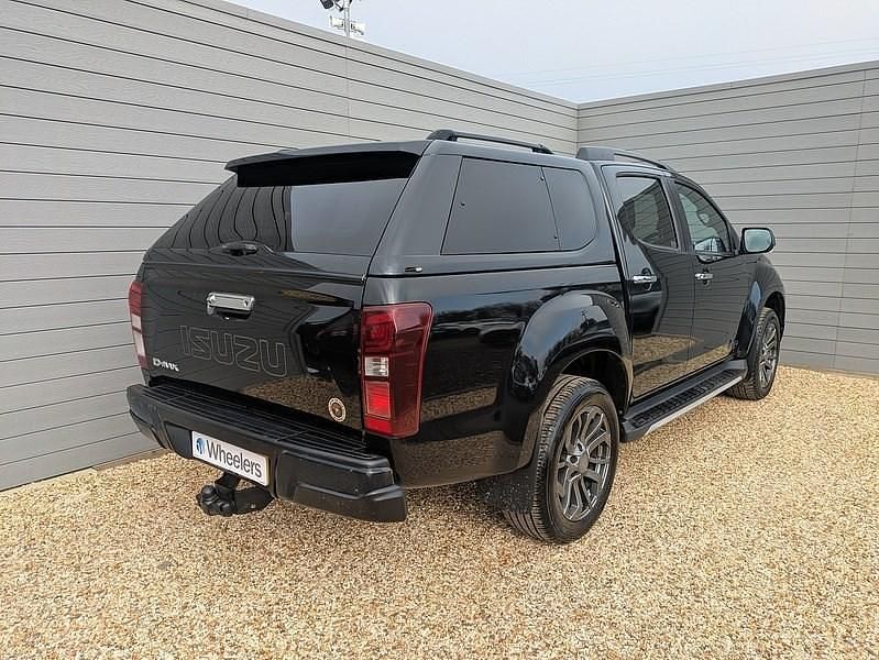 Used Isuzu D-Max 2019 Black Pickup