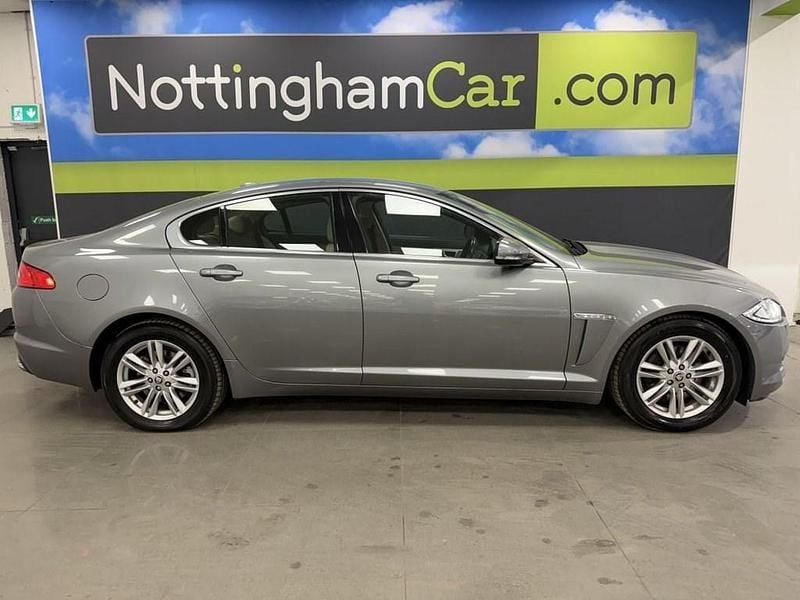 Used Jaguar XF Luxury 190 HP (139 kW) 2012 Grey Sedan