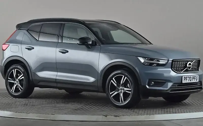 Used Volvo XC40 R-Design 197 HP (144 kW) 2021 SUV