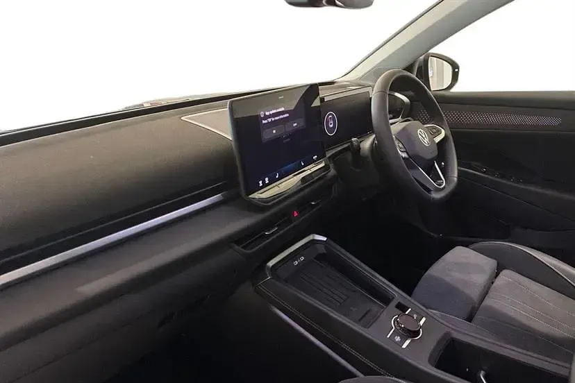 New VW T-Roc Style 150 HP (110 kW) 2026 Wolf grey SUV