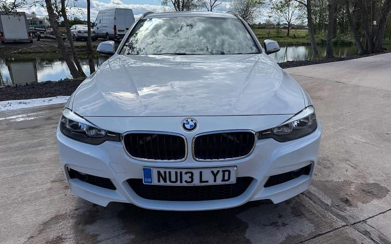 Used BMW 320 M Sport 184 HP (135 kW) 2013 White Estate