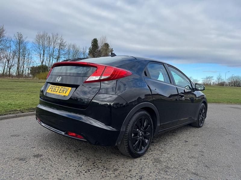 Used Honda Civic ES 120 HP (88 kW) 2013 Black Hatchback