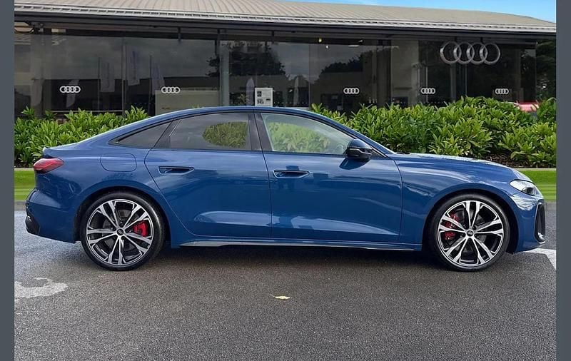 Used Audi S5 Advanced 367 HP (269 kW) 2025 Blue Estate