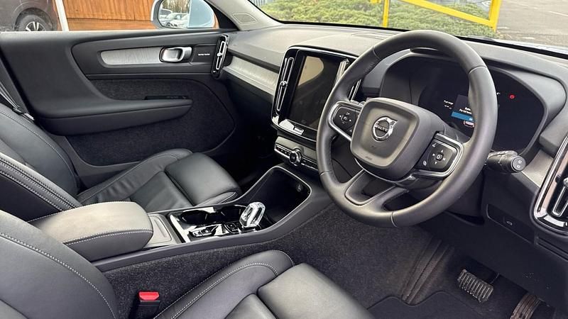 Used Volvo XC40 Ultra 2025 Blue SUV