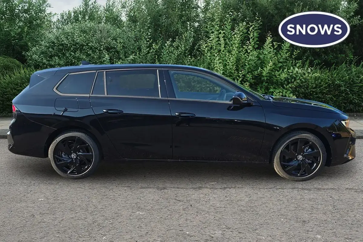 New Vauxhall Astra S 131 HP (96 kW) 2026 Black Estate