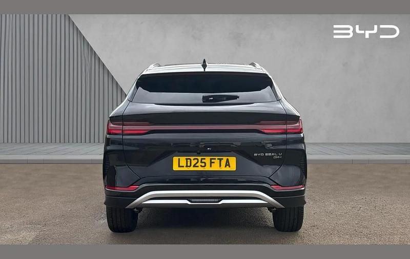 Used BYD Seal U Comfort 214 HP (157 kW) 2025 Black SUV