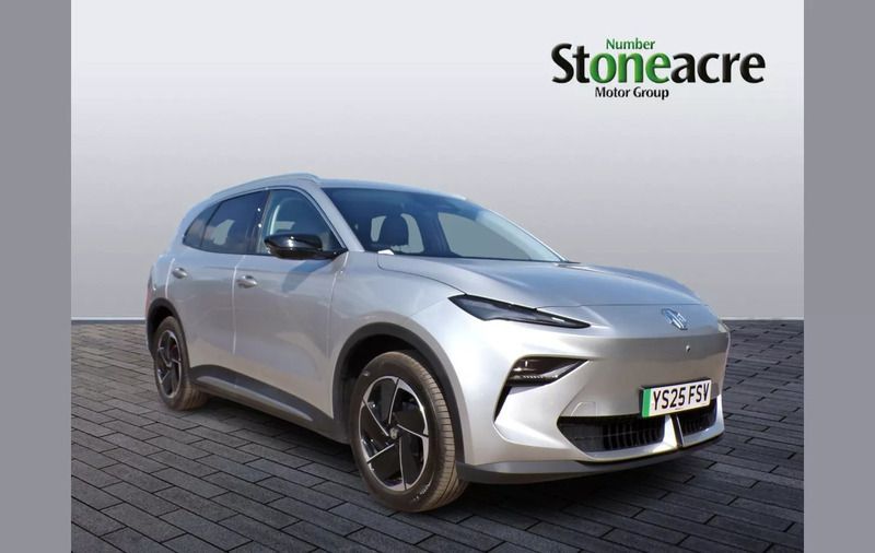 Silver New 2025 MG MG5 EV Trophy Estate | £30,995 - Image 1/4