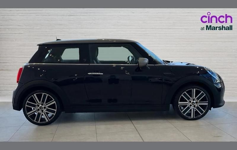 Used Mini Cooper Exclusive 134 HP (98 kW) 2023 Other Hatchback
