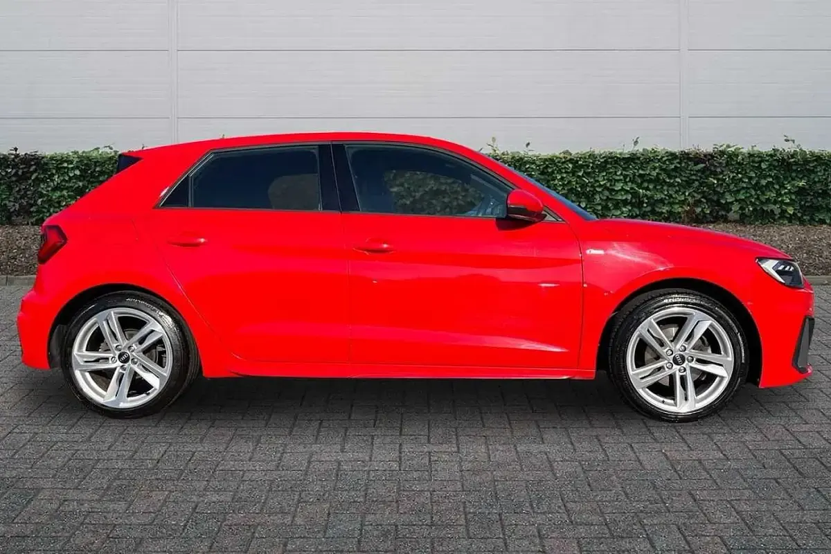 Used Audi A1 S-Line 150 HP (110 kW) 2021 Red SUV