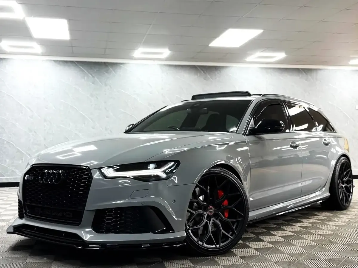 Usado Audi RS6 Design 700 CV (514 kW) 2016 Gris Familiar