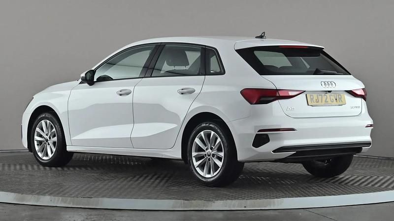 Used Audi A3 Advanced 110 HP (80 kW) 2023 White Sedan