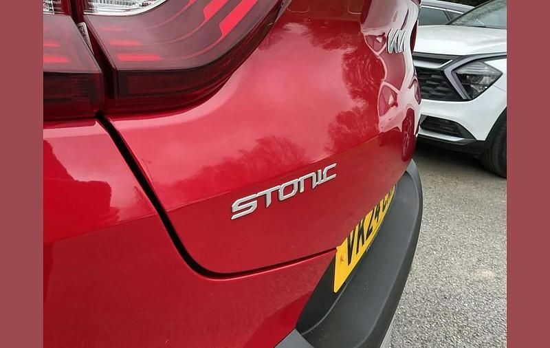 Used Kia Stonic 117 HP (86 kW) 2024 Red SUV