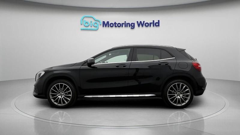Used Mercedes GLA200 AMG line 156 HP (114 kW) 2019 Black SUV