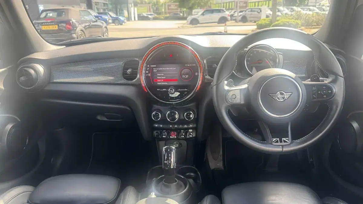 Used Mini Cooper S Exclusive 176 HP (129 kW) 2022 Grey Hatchback