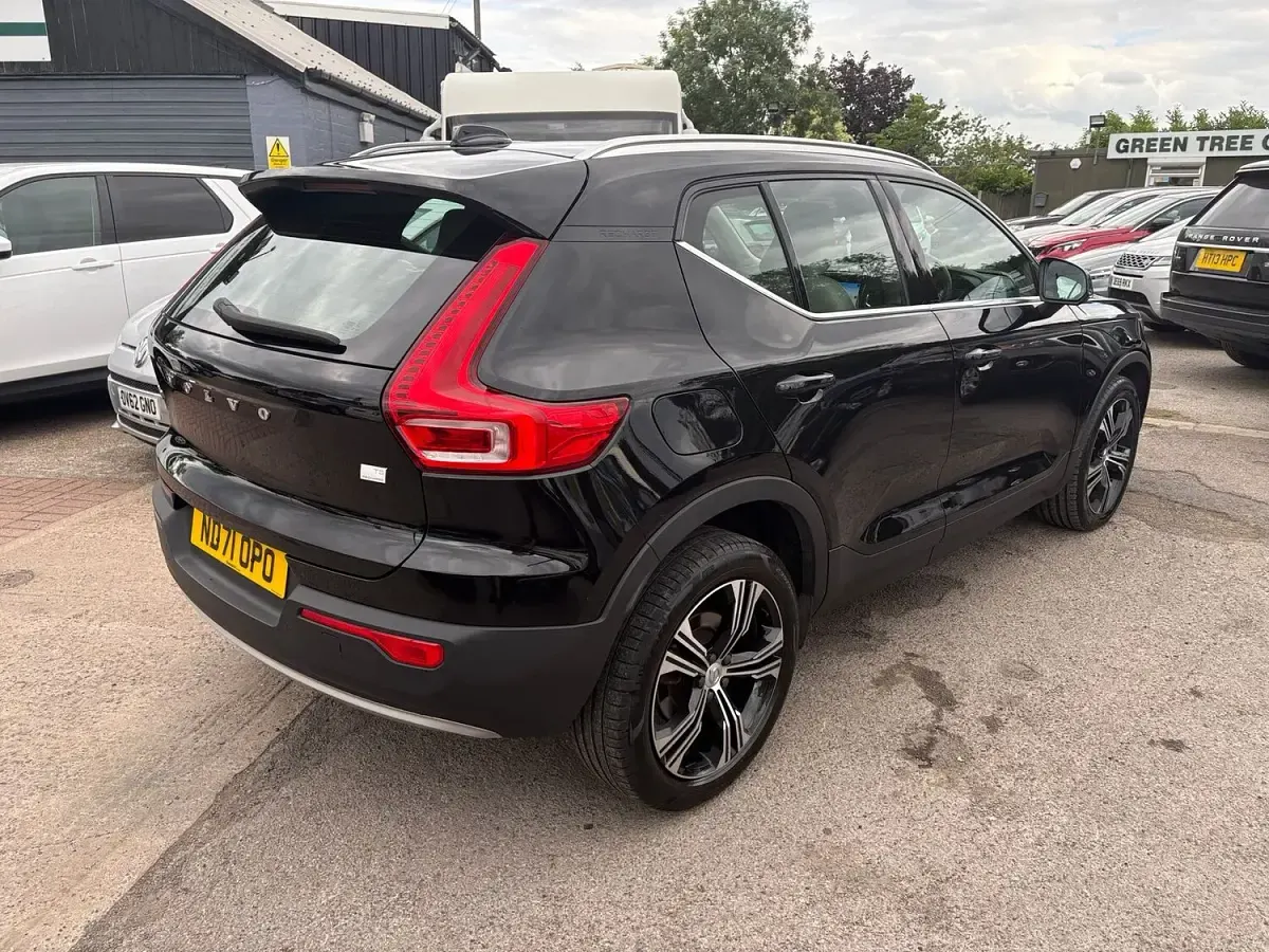 Used Volvo XC40 Inscription 2022 Black SUV