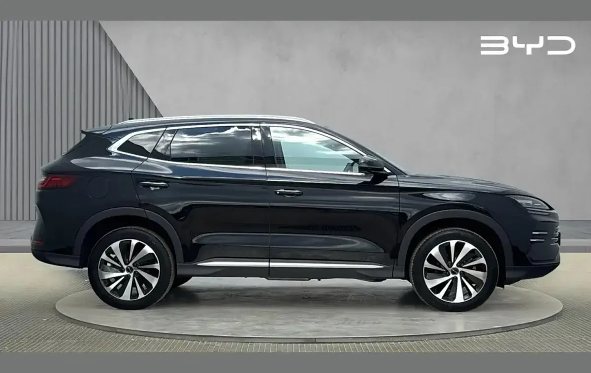 Used BYD Seal U Boost 218 HP (160 kW) 2025 Black SUV