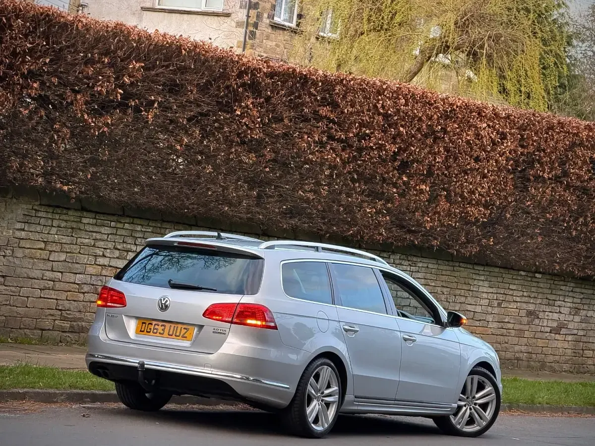 Used VW Passat R-line 140 HP (102 kW) 2013 Silver Estate