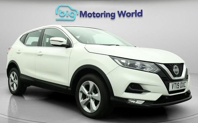 Used 2018 Nissan Qashqai Acenta Premium SUV | £10,200 (Good price) - Image 1/4
