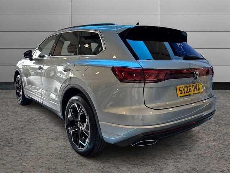 New VW Touareg 381 HP (280 kW) 2026 SUV