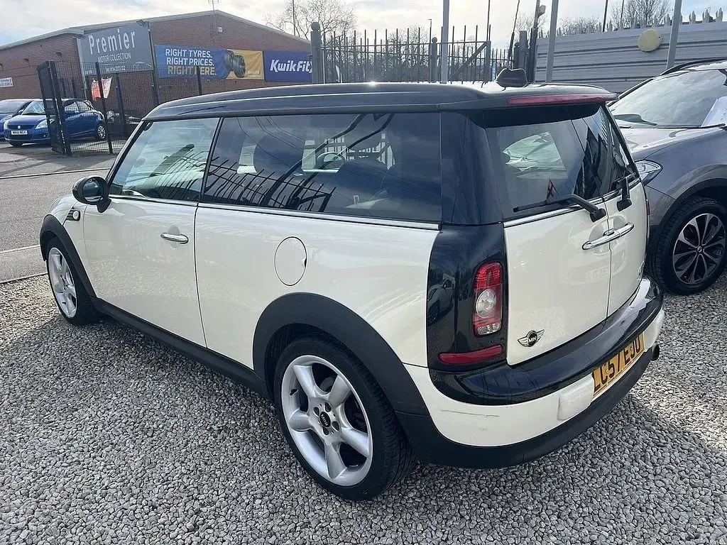 Usado Mini Cooper Clubman 118 CV (86 kW) 2007 Blanco Familiar