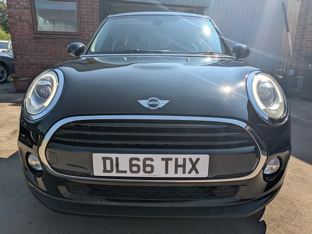 Used Mini Cooper D Hatch 2016 Black Hatchback