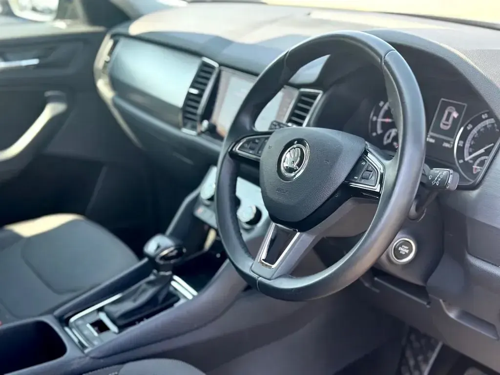 Used Skoda Kodiaq SE 150 HP (110 kW) 2018 Grey SUV