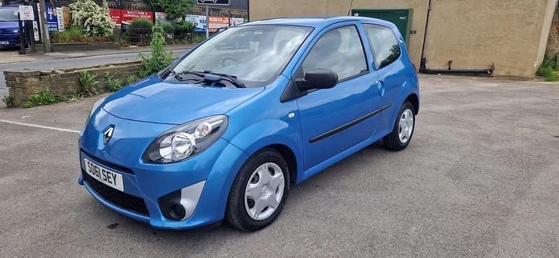 Blue Used 2011 Renault Twingo Hatchback | £1,795 (Good price) - Image 1/3
